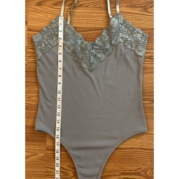 4 For $20 Talent Women’s Size 1XL Gray Lace Curvy Bodysuit Retail $39.50 - Picture 4 of 9